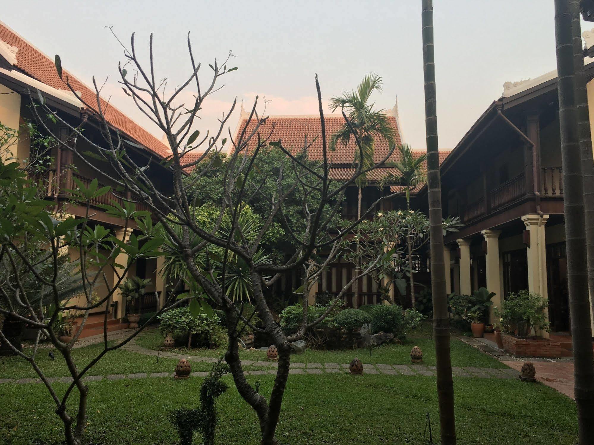 Sada Hotel Luang Prabang Exterior foto